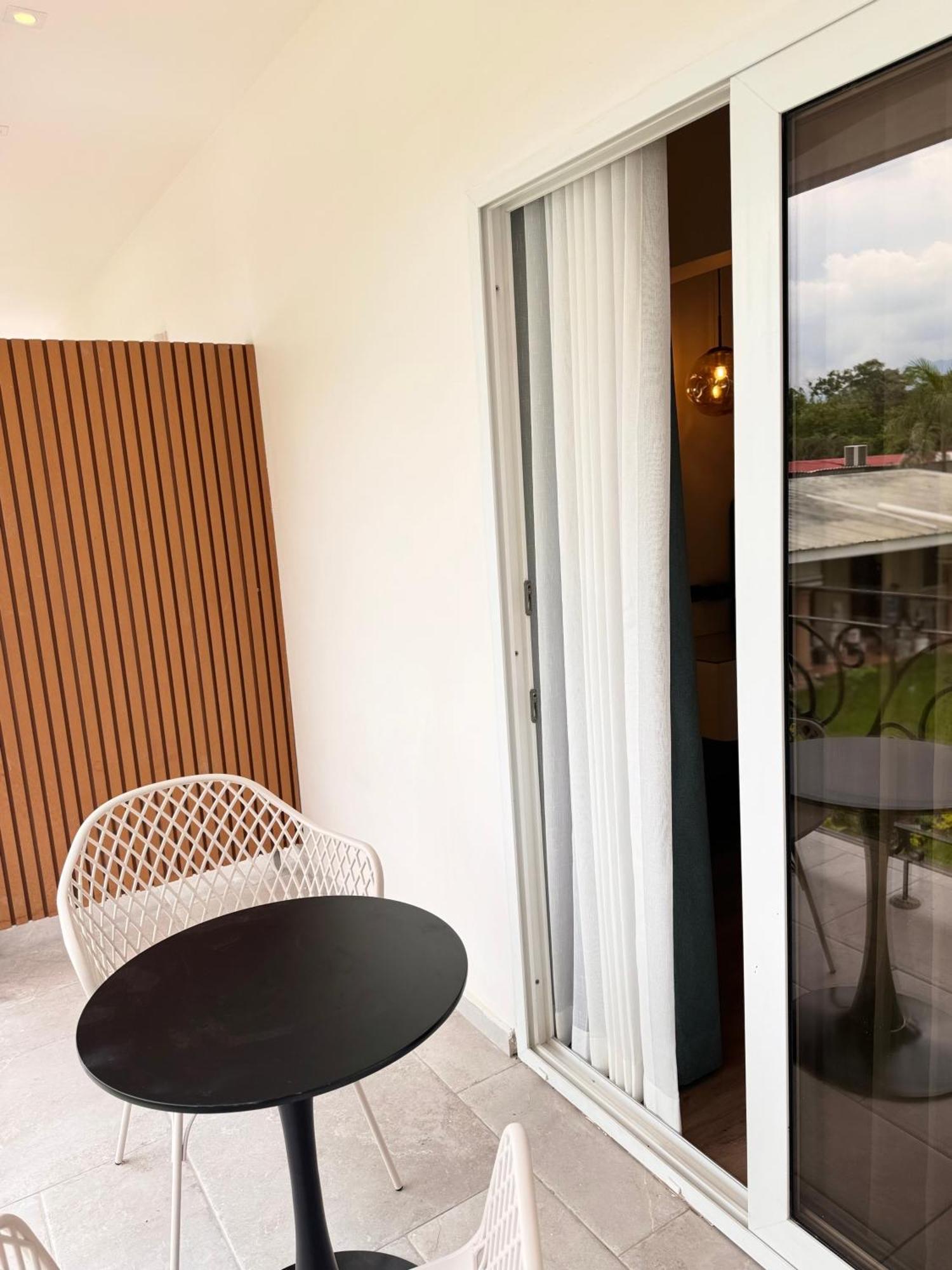 Hotel Boutique Las Mesetas ซานเปโดร ซูลา ภายนอก รูปภาพ