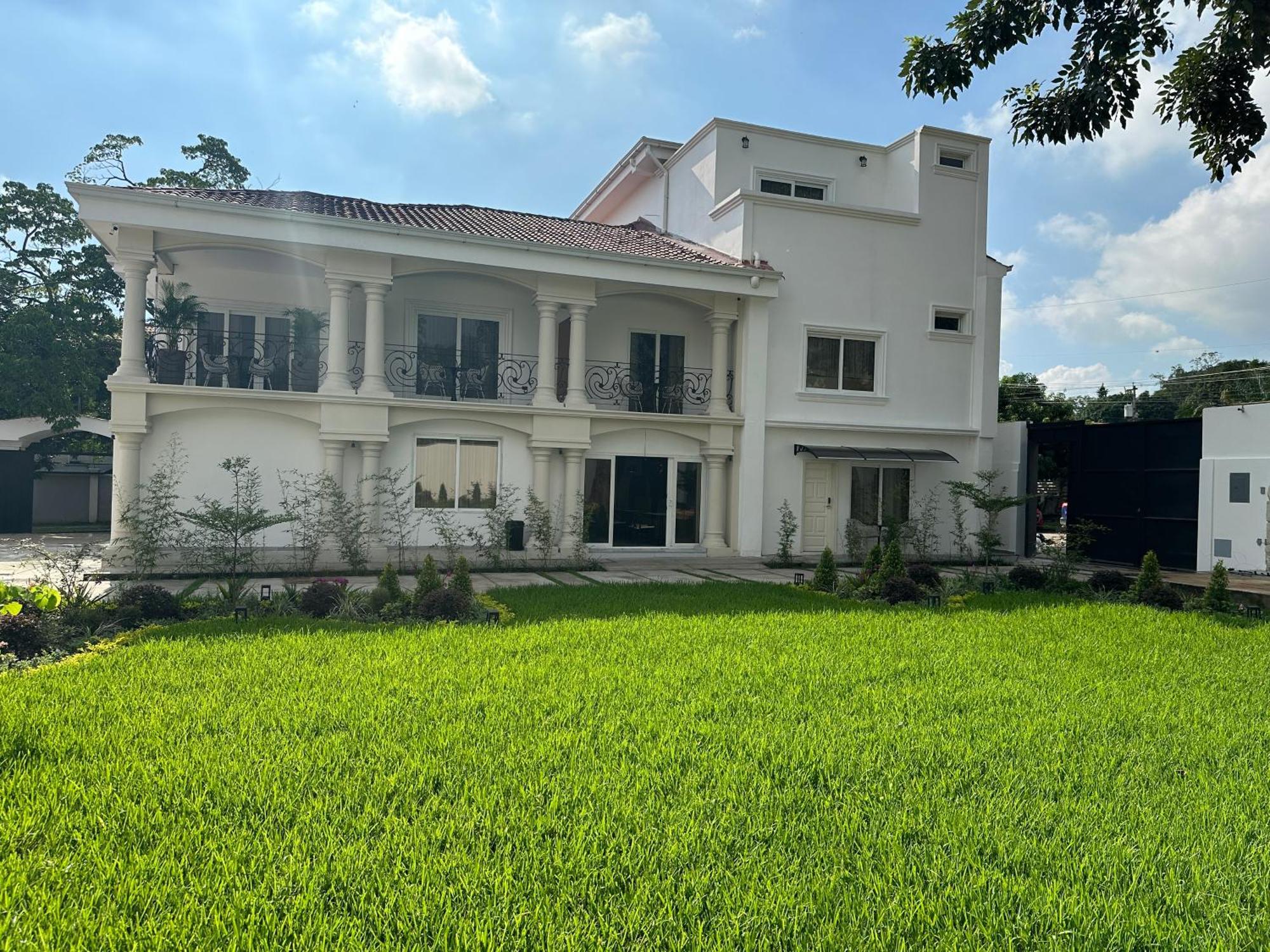 Hotel Boutique Las Mesetas ซานเปโดร ซูลา ภายนอก รูปภาพ